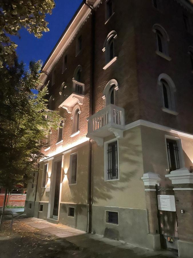 Cucchiari Suite 4B Modena Exteriér fotografie